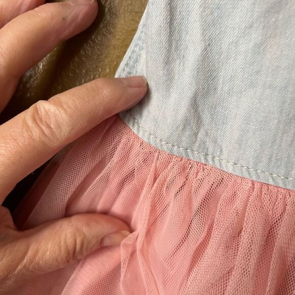 Two 18M dresses by OshKosh and Nannette baby. - Picture 7 of 12